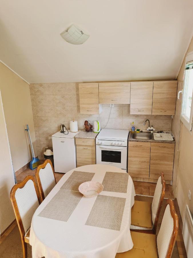 Forest Apartment Nikšić Esterno foto